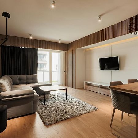 Nest Inn Stiletto Apartment Kluž Exteriér fotografie
