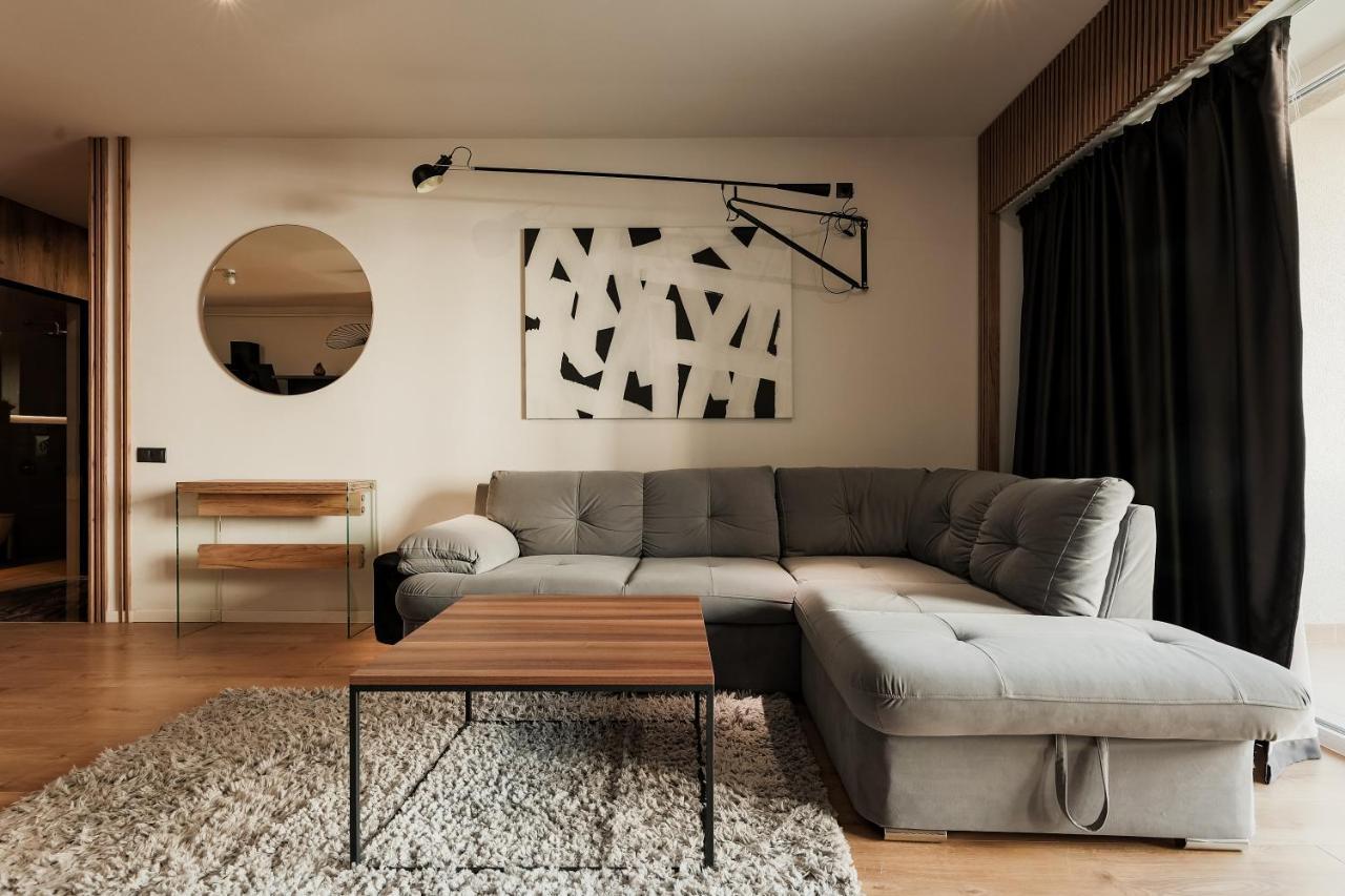 Nest Inn Stiletto Apartment Kluž Exteriér fotografie